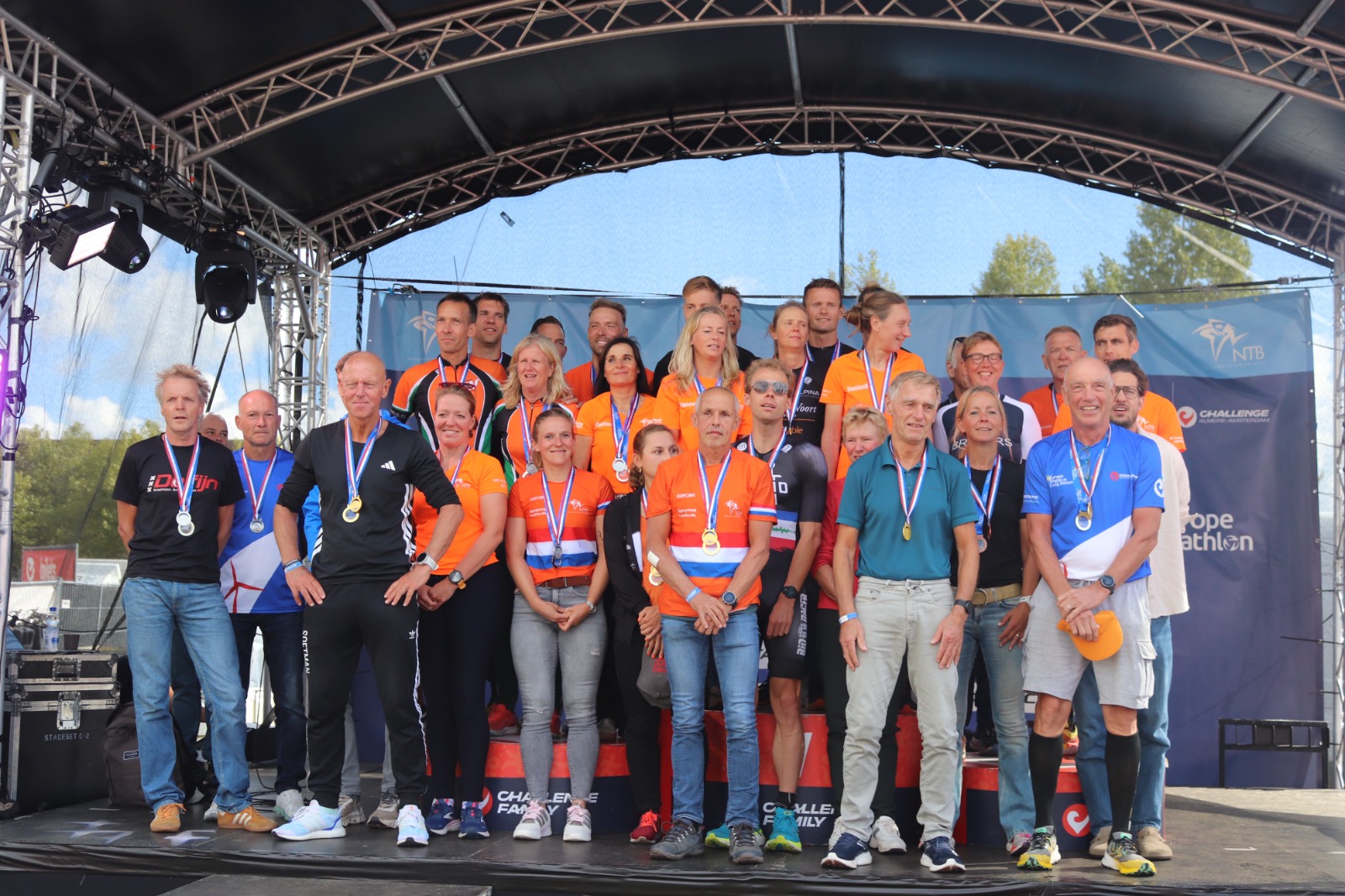 Agegroupkampioenen gehuldigd