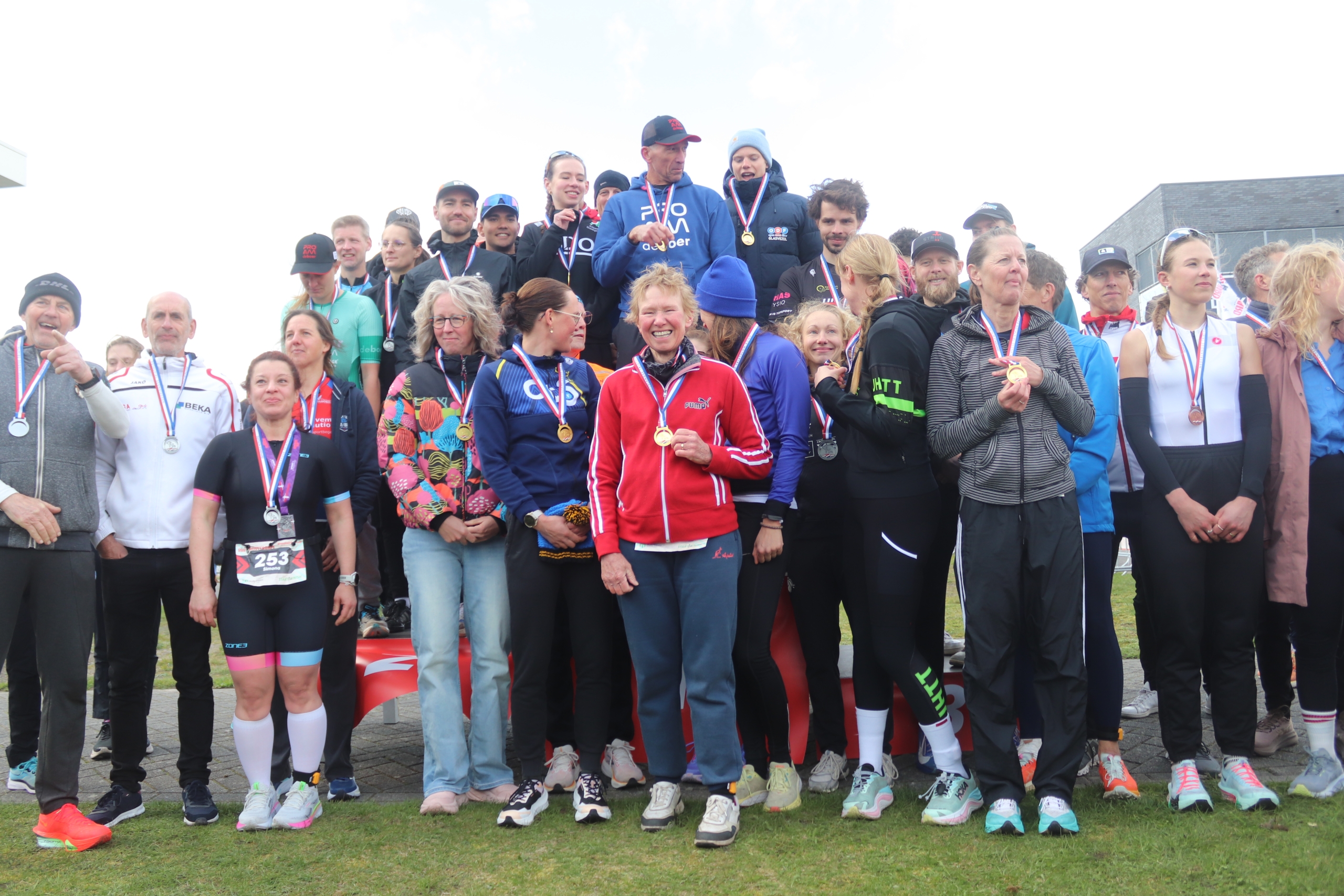 Agegroupwinnaars op een rij